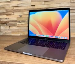 MB Pro 13, i5,2017, 8GB RAM,256GB ZARUKA