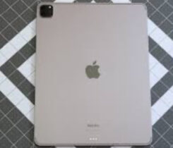 Koupim iPad na školu