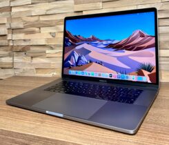 MacBook Pro 15, i7,16GB,512GB SSD