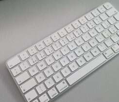 Magic Keyboard – CZ – poslední generace