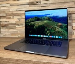 MacBook Pro 16, i7,2019,32GB RAM,1TB