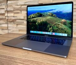 MacBook Pro 15,2018?32RAM,512SSD ZARUKA