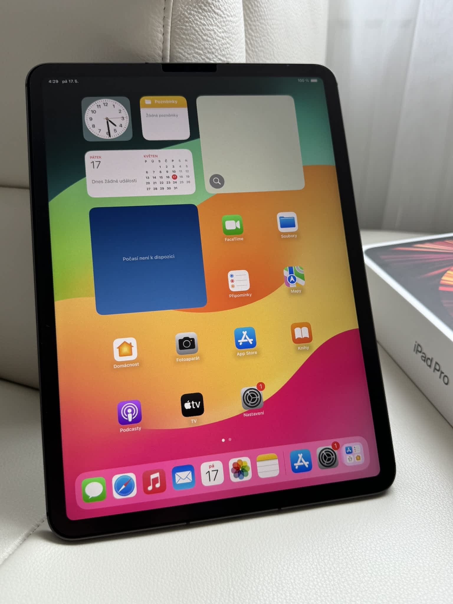 Apple Pencil付】iPad Pro 9.7 32GB Cellar