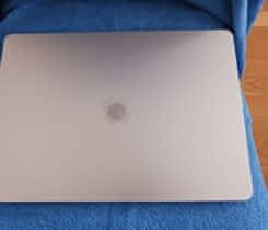 MACBOOK AIR M2