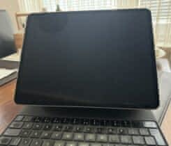 iPad PRO 12,9 6 gener. + magic keyboard