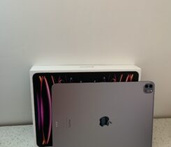 Apple iPad Pro 12,9 (2022) 256 GB Wi-Fi