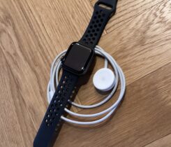 Prodám Apple Watch s 4 Nike
