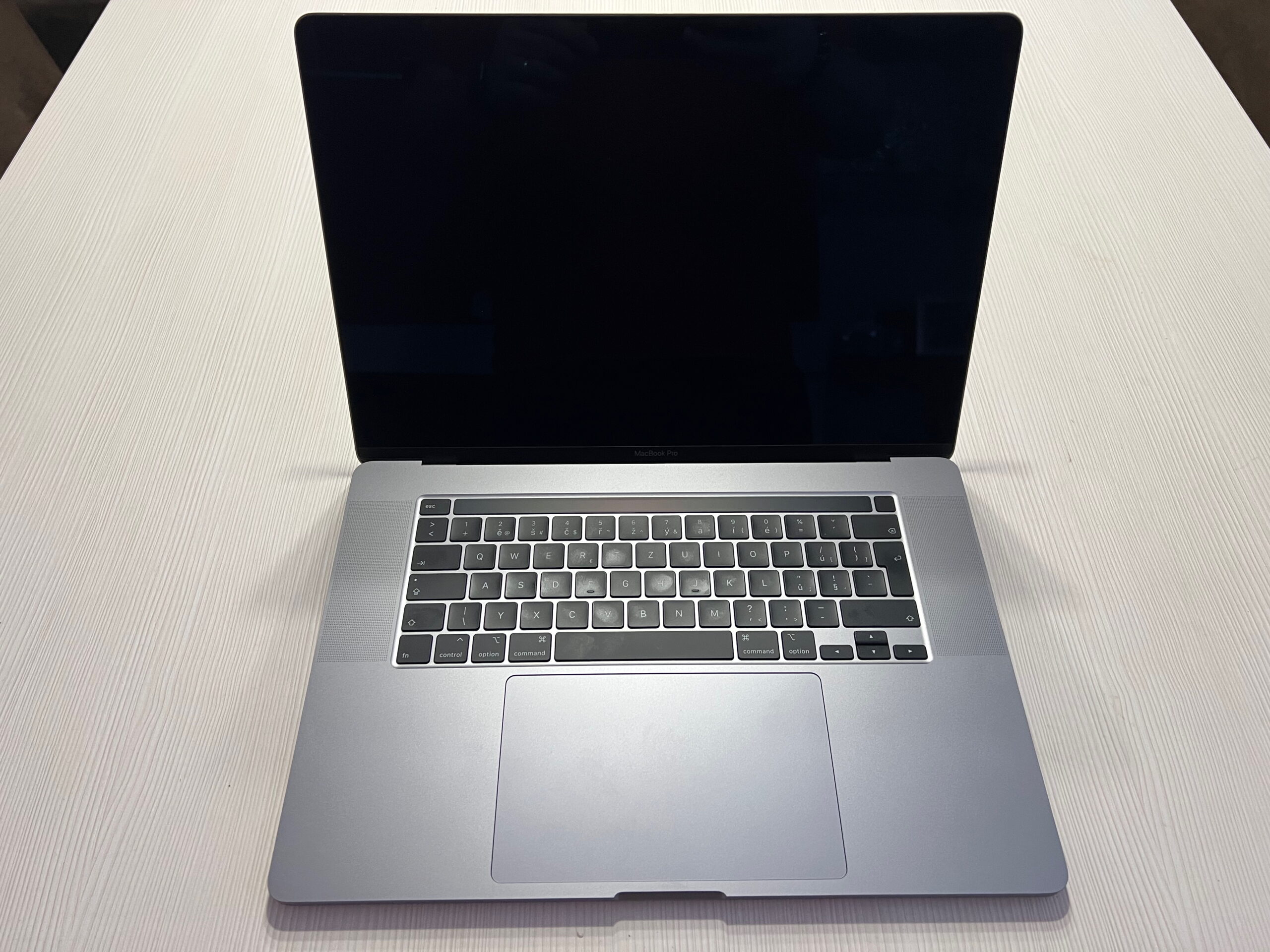 Mac Pro(Late 2013) 3.5GHz・32GB・1TB 見つから