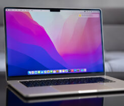 Macbook Air M3 2024, 15, 8GB, 512GB, zár