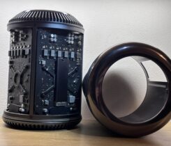 Mac Pro 2013 16GB RAM 256 GB SSD