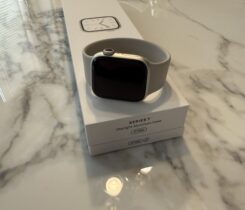 Apple Watch 7 starlight aluminum 41mm