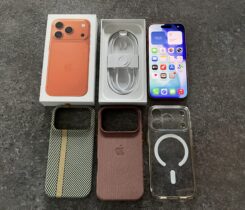 iPhone 17Pro 256gb cosmic orange