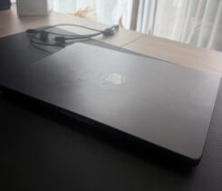 MacBook Pro 14" M5 (2025) · 24GB/1TB