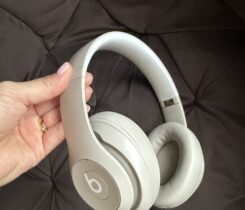 Apple Beats Studio Pro Wireless béžová