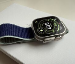 Apple Watch Ultra 2 Titanium Bat.98%