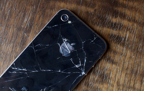 iphone4_backcover_cracked