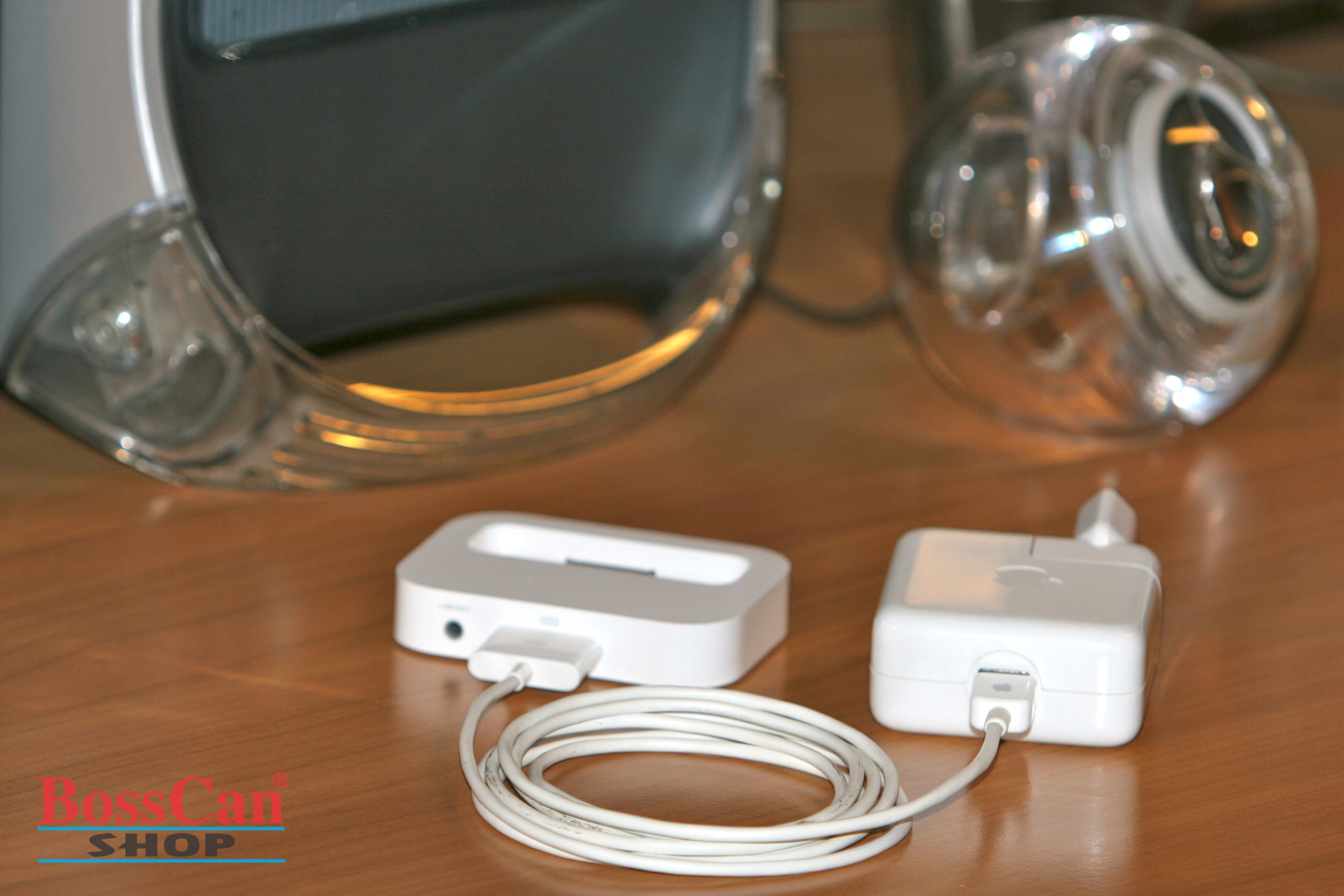 Apple iPod 3 - FireWire nabíječka s dokem