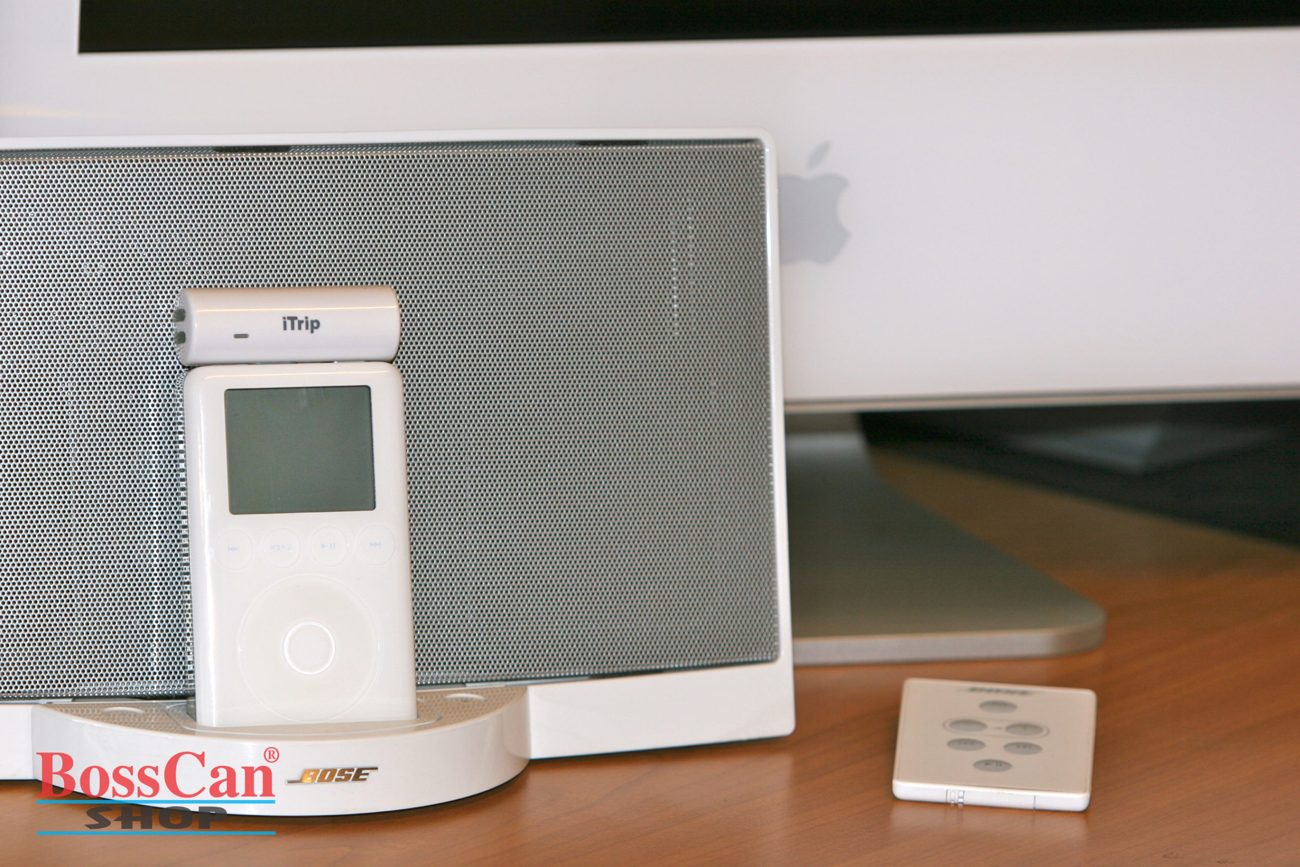 Apple iPod 3 - s iTripem v BOSE™ reproduktoru