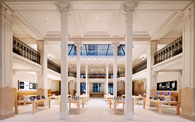 opera gallery image3