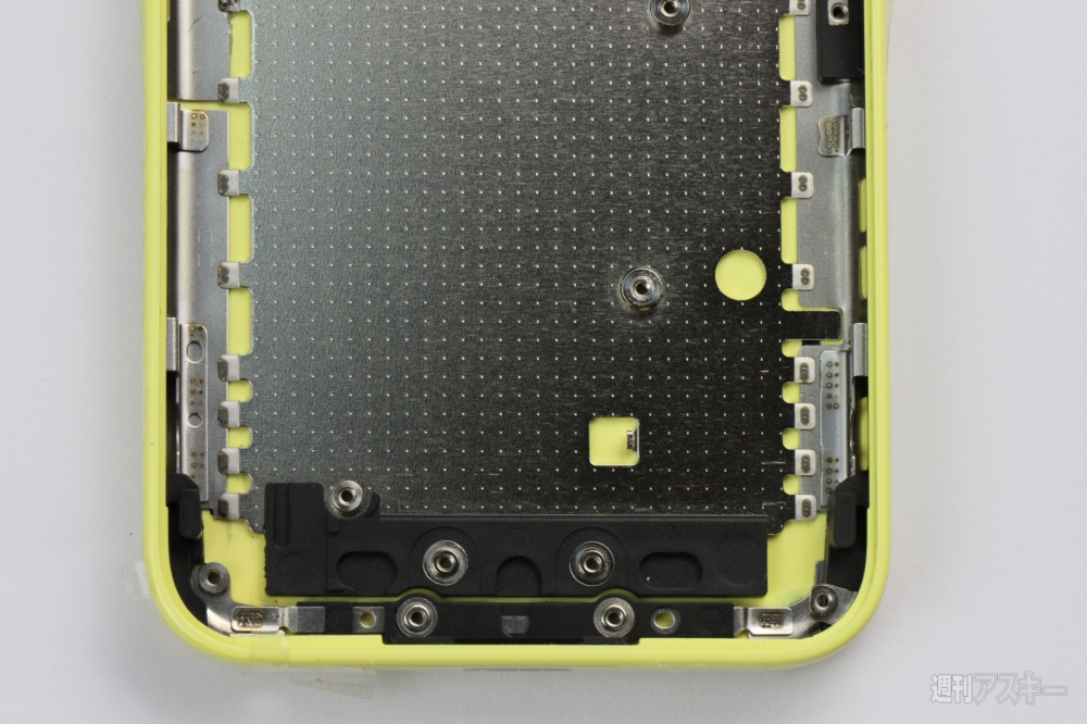 iphone bottom closeup