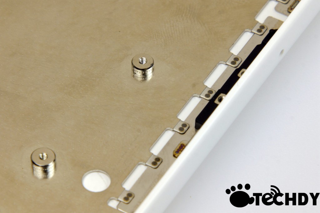 white smartphone frame edge detail