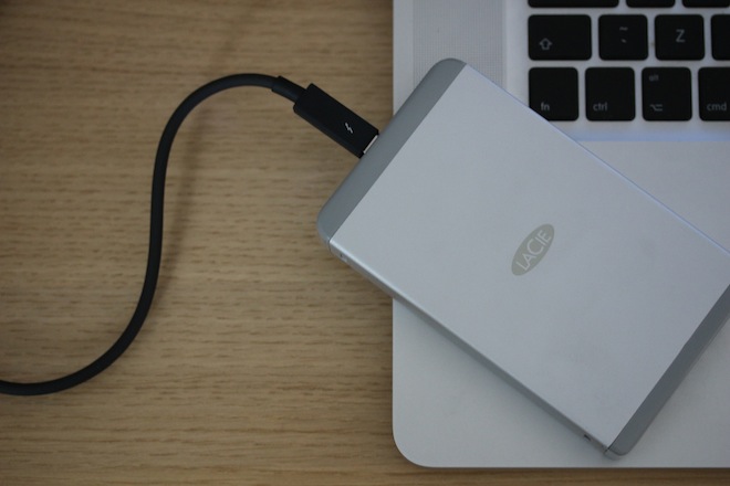 hard drive connected to laptop