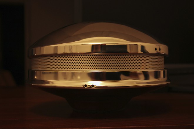 metallic device side view