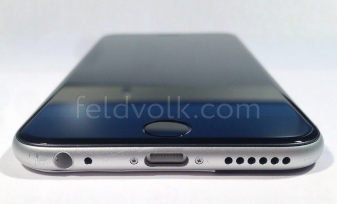 iPhone 6 assembled bottom