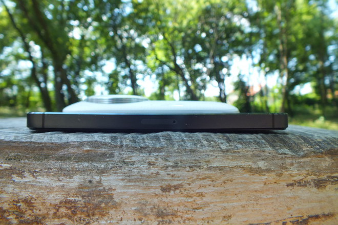 Galaxy K zoom vs iphone 5