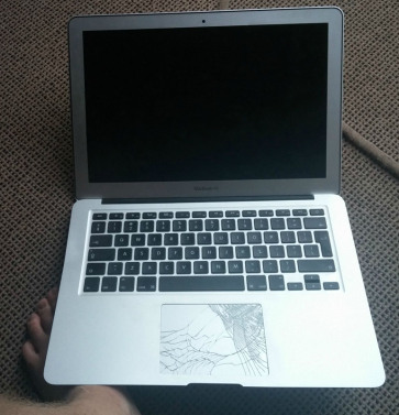 MacBook Air fall