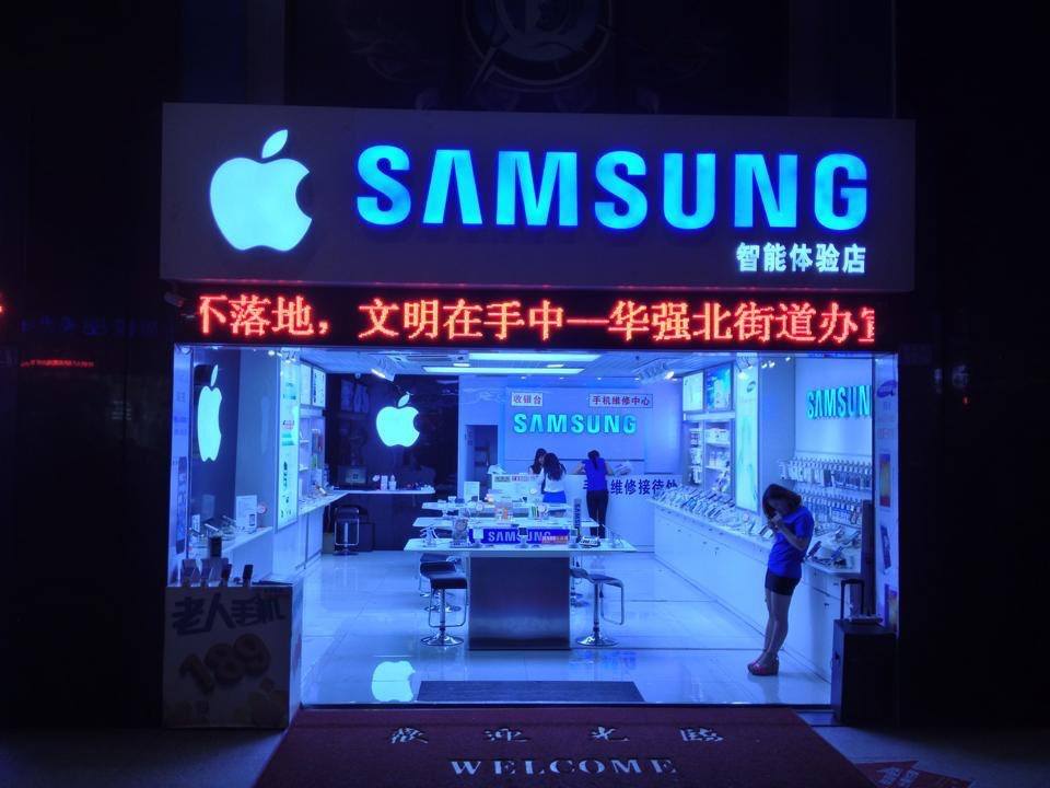 10734230_10152373404286610_4662185500184787317_n-2