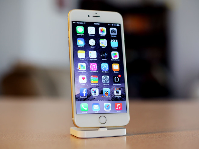 apps 2015-lightning-dock-iphone-6-plus-hero