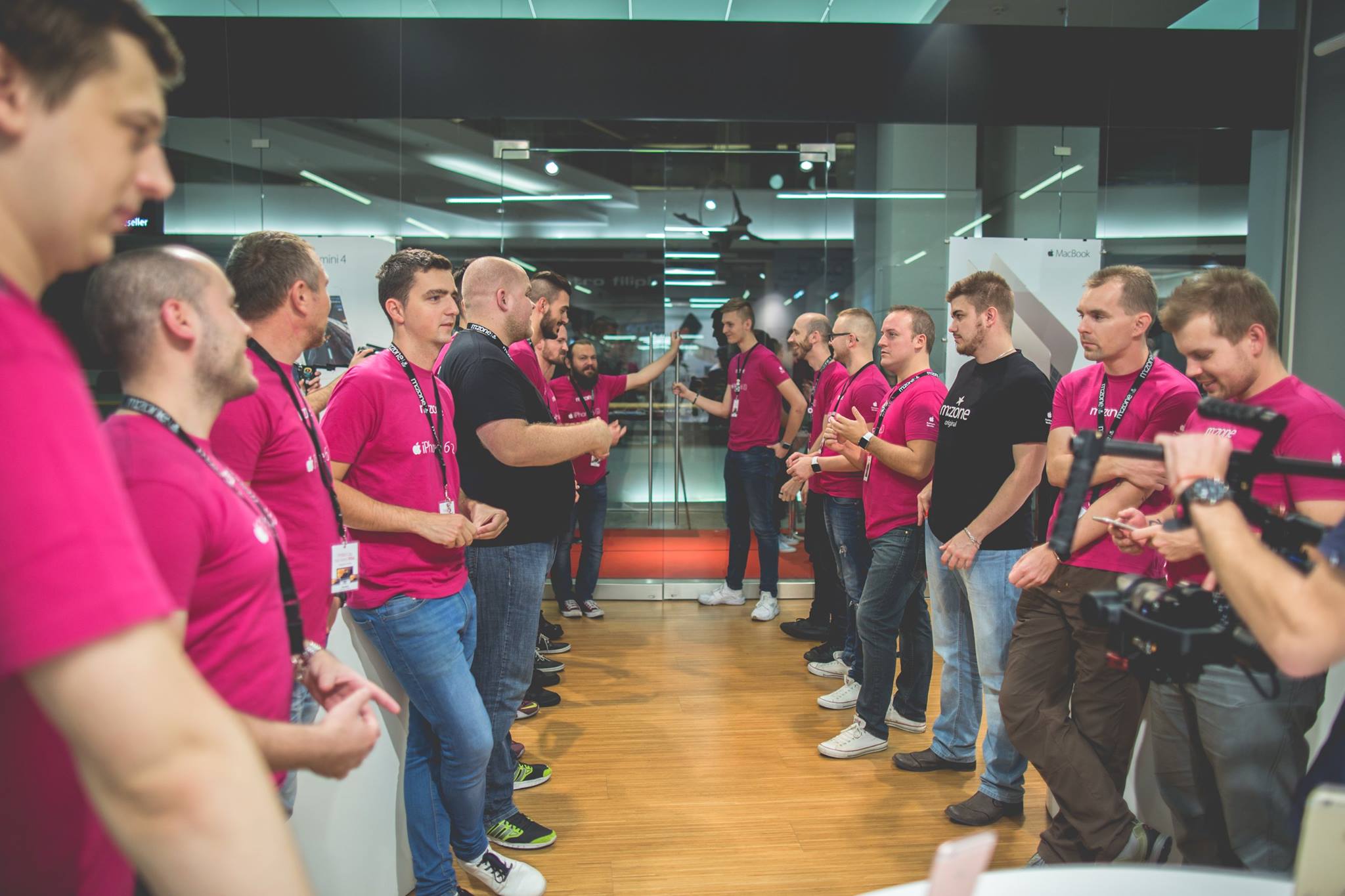 12138536_897175916986890_3037208187621103247_o