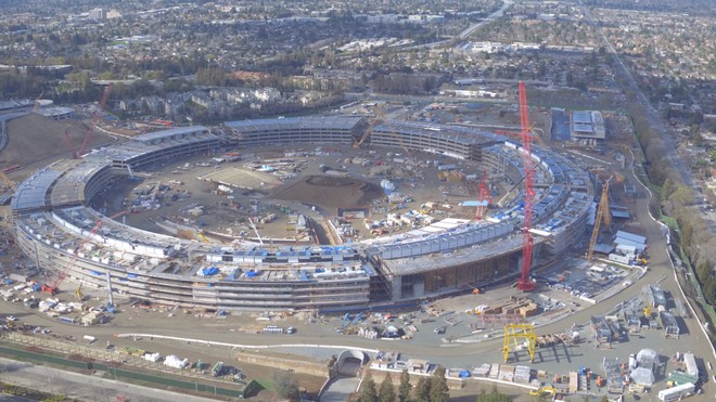 apple_campus_2_únor_2016