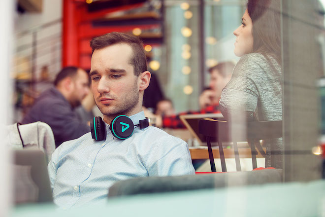 Blaze_B1_by_LAMAX_Beat_8594175350746_7_lifestyle