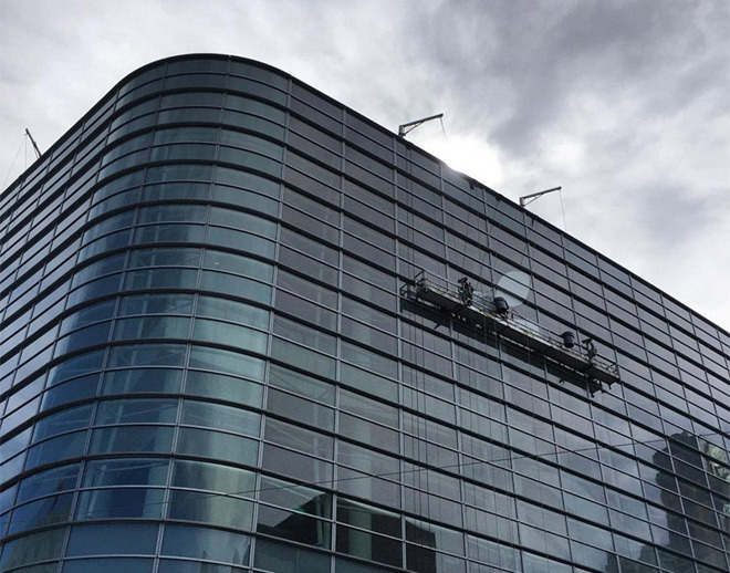 17184-14425-160610-Moscone-l