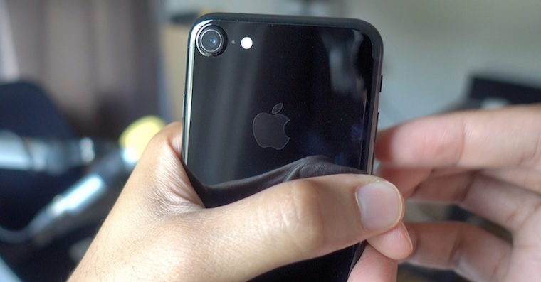 iphone-7-jet-black-fb iphone-7-jet-black-fb