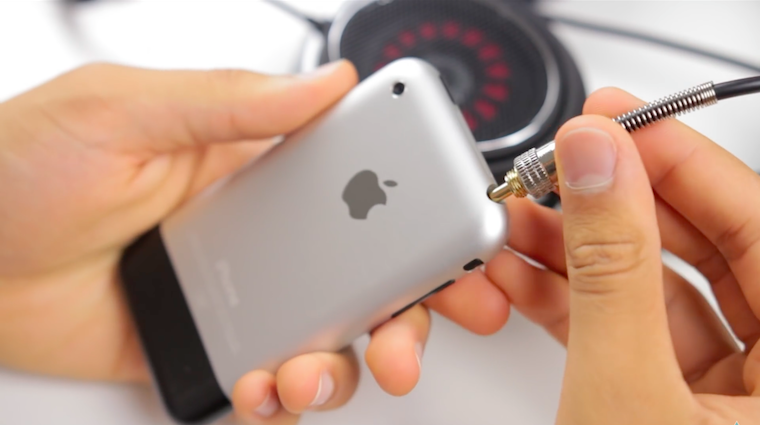 iphone-2g-vs-iphone-7-8 iphone-2g-vs-iphone-7-8
