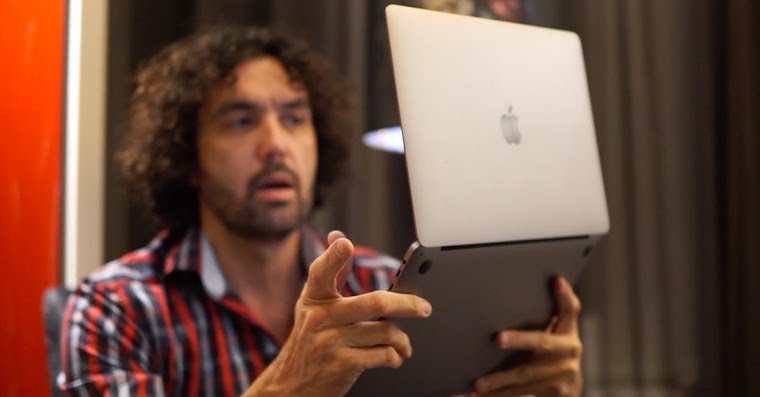 macbook-pro-petr-mara macbook-pro-petr-mara