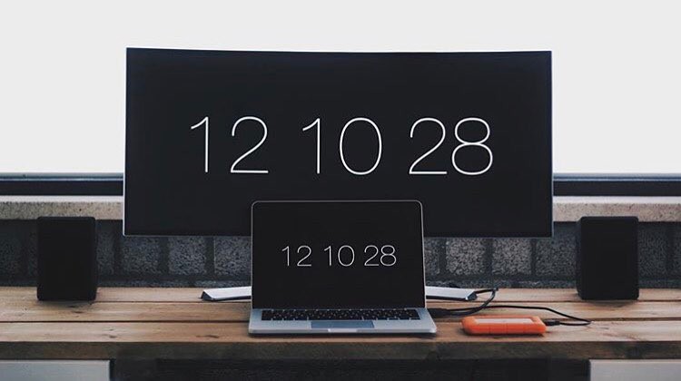 screensaver clock screensaver clock