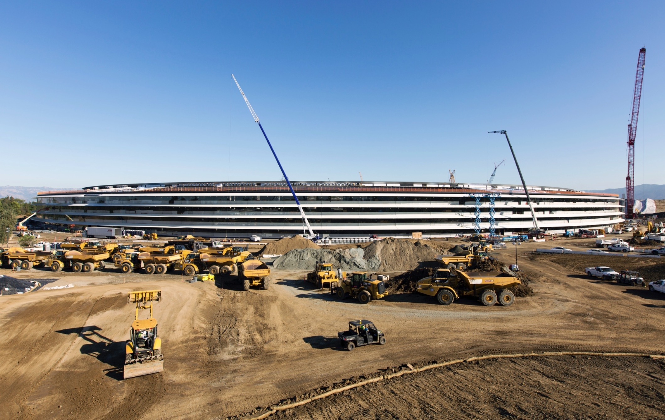 construction site machinery