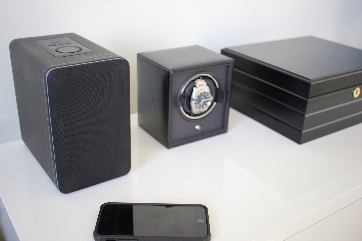 speaker watch boxes arrangement