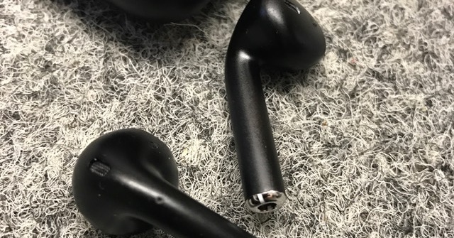 AirPod matte black FB AirPod matte black FB