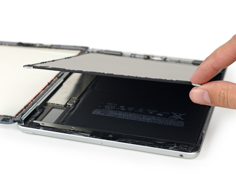 New iPad teardown 6 New iPad teardown 6
