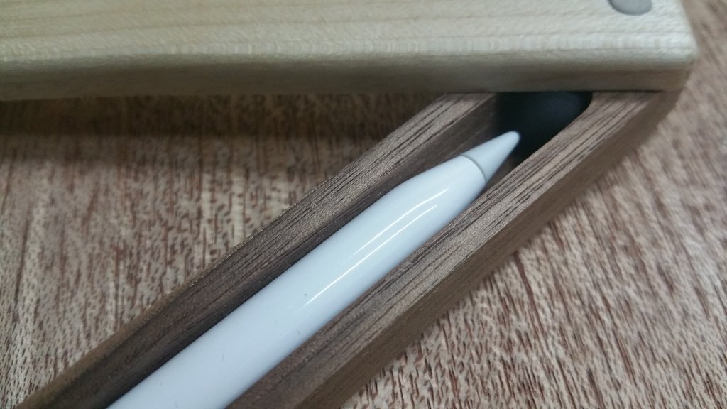 wooden pencil holder