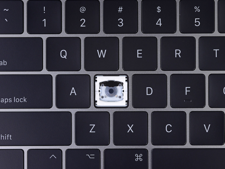 MacBook 2017 teardown 3 MacBook 2017 teardown 3