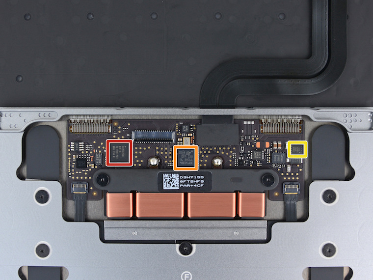 MacBook 2017 teardown 8 MacBook 2017 teardown 8