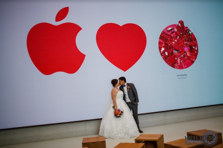 wedding couple apple logo