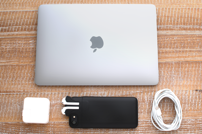 apple laptop and accessories