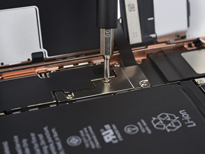 iFixit-iPhone8-7